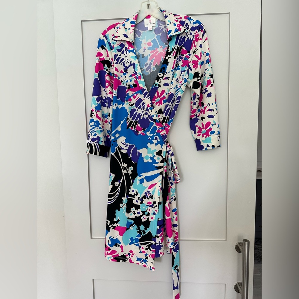 Julie Brown Jersey Wrap Dress Sz M - never worn